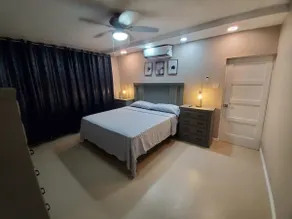 Suite at the Courtleigh Towers - Image 5