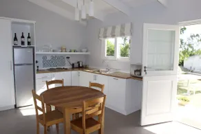 Paul Wallace Wines & Cottages - Image 2