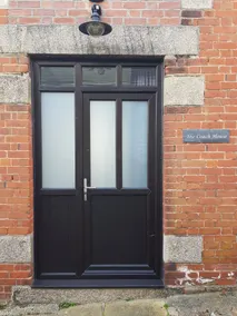 Secluded coach house, near Devonport park - Image 2