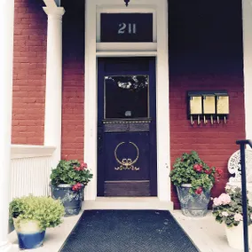 the apARTment on Church - Image 3