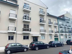 MIMA HOUSE - Free Street Parking - Image 3