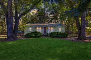 Cozy, Clean and Comfy, Pet Friendly, Country Feel. - Image 3