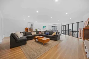 House on Drummond - Image 4