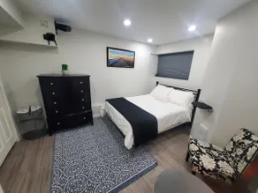 Beautiful private suite - Image 2