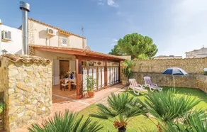 Relaxation Villa in Porto Palo di Menfi - Image 2