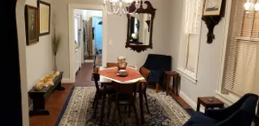 Well furnished 3br bungalow in downtown area - Image 3