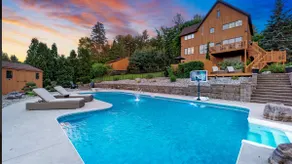 Modern Getaway w/ POOL & HOT TUB and AMAZING VIEWS - Image 3