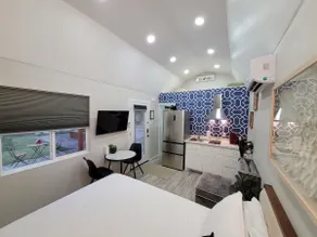 Tiny house 200 sq feet living space - Image 2