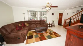 Full House In North Palm Beach - Image 3