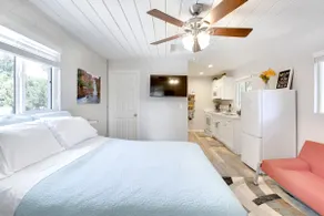 The Oasis Hideout - Image 2