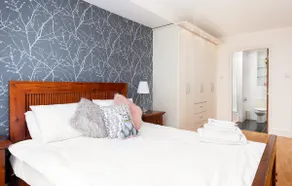 Apt 58 Adelaide Square - Image 3
