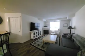 202 Beautiful Condo - Great Location - Image 3