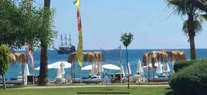 POSH AN LUXURY BEACH FRONT APPARTMENT for RENT!!! - Image 4
