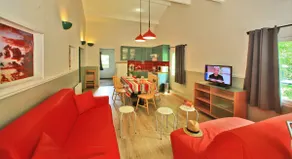 Cottage for 7/9 people with pool, spa and beach - Image 3