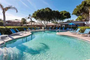 Mojave The Cove Apartments - Image 3