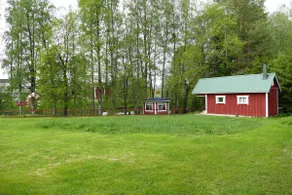 Big cabin by the river - Image 3