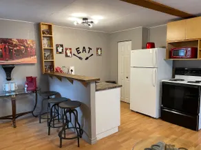 Cozy little home, located near downtown Sudbury - Image 4