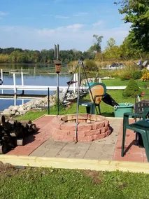 D & J Lakefront Rental - Image 4