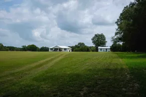 New Farmhouse with beautiful pasture - Image 3