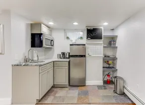 Charming updated Bungalow - Image 5