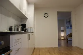 2.5 rooms, modern, quiet and close to the center - Image 4