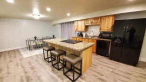 Spacious*4 bdr*Hot Tub*Sauna* Cottonwood Canyons - Image 5