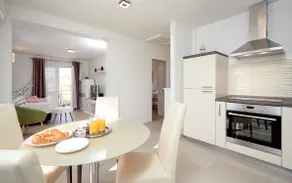 Antonella - One Bedroom Apartment with Balcony - Image 4