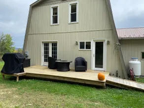 Country Tucked Inn, with pond Sauna woods hunting. - Image 3
