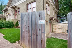 Lake Claire Garden Suite - Image 3