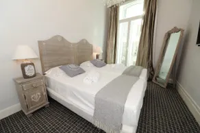 Silver Suite Five Stars Holiday House - Image 4
