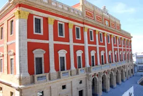 Centrally located Plaza Rey Apartment - City Hall (Wi-Fi) - Image 3