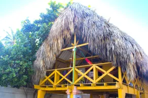 Villa Carolina: Oceanfront Cabin - Image 2