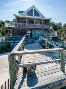 Anne's Beachfront Shangri-La - Image 3