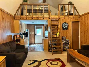 Cozy cabin, screened porch in Southern Indiana - Image 2