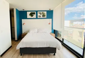 Nice apartment with balcony, great location, - Image 4