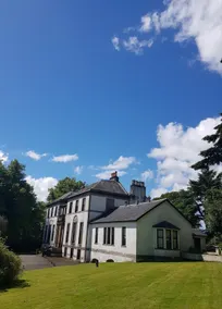 Perfect for exploring the West, near Loch Lomond - Image 4