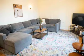 City stay in Hoboken - spacious - Image 3