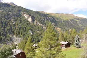 Traditional chalet (S3) - Image 4