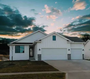 Waukee Guest House - Close to everything in DSM - Image 3