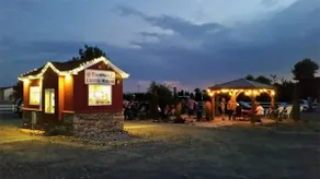 Cozy Cottage House B with Double Carport - Image 3