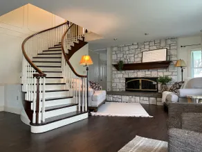 Colonial Pines Estate. 5 bedroom spacious home - Image 2