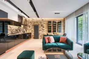 ZLOTA Luxury Apartments - Image 4