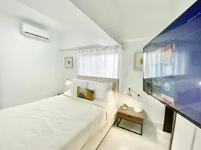 Lovely City Center Condo - Image 5