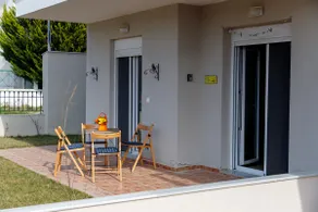 Quiet apartment in the perfect spot - Image 5