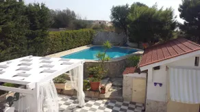 Spacious Apartment in Luxury Villa with Swimming Pool - Image 2