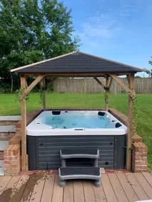 Chestnut-Lodge is rural, secluded, private with Hot Tub - Image 3