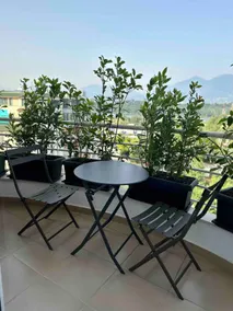 Queen’s Luxury Apartments Lake - Image 2