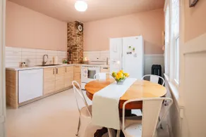 2 Min Walk to Food, 15 to Pier! 4 Bedrooms 2K/2Q - Image 5