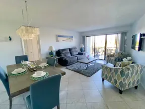 Siesta Key Beach Condo w/ pool half mile to beach! - Image 5