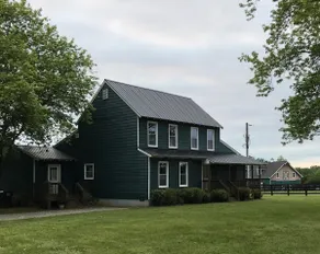 Country Farmhouse, Near Fine Creek Mill - Image 2